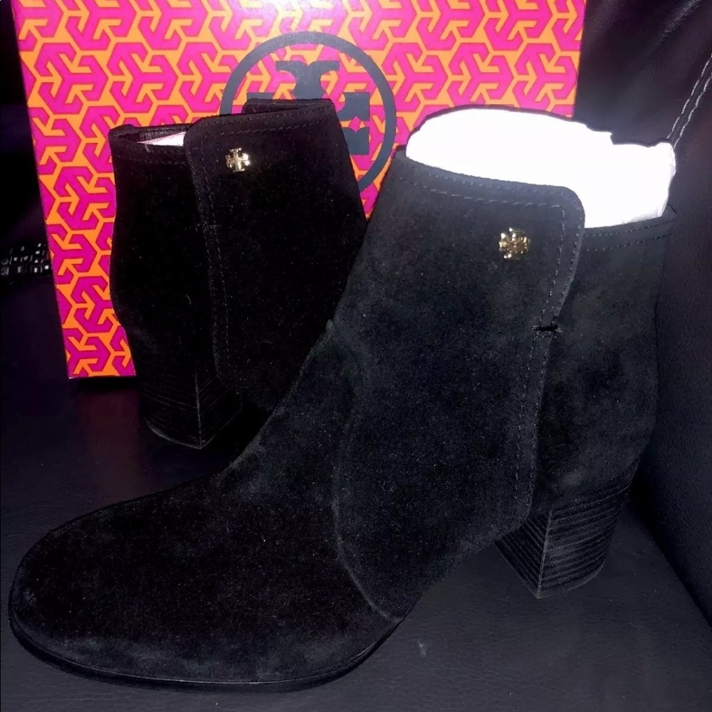 Brand new Tory Burch Sabe 65mm black suede booties